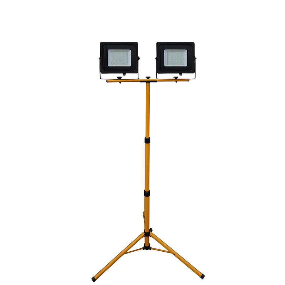 LED bouwlamp 2x50W  4250 Lumen IP65 met statief